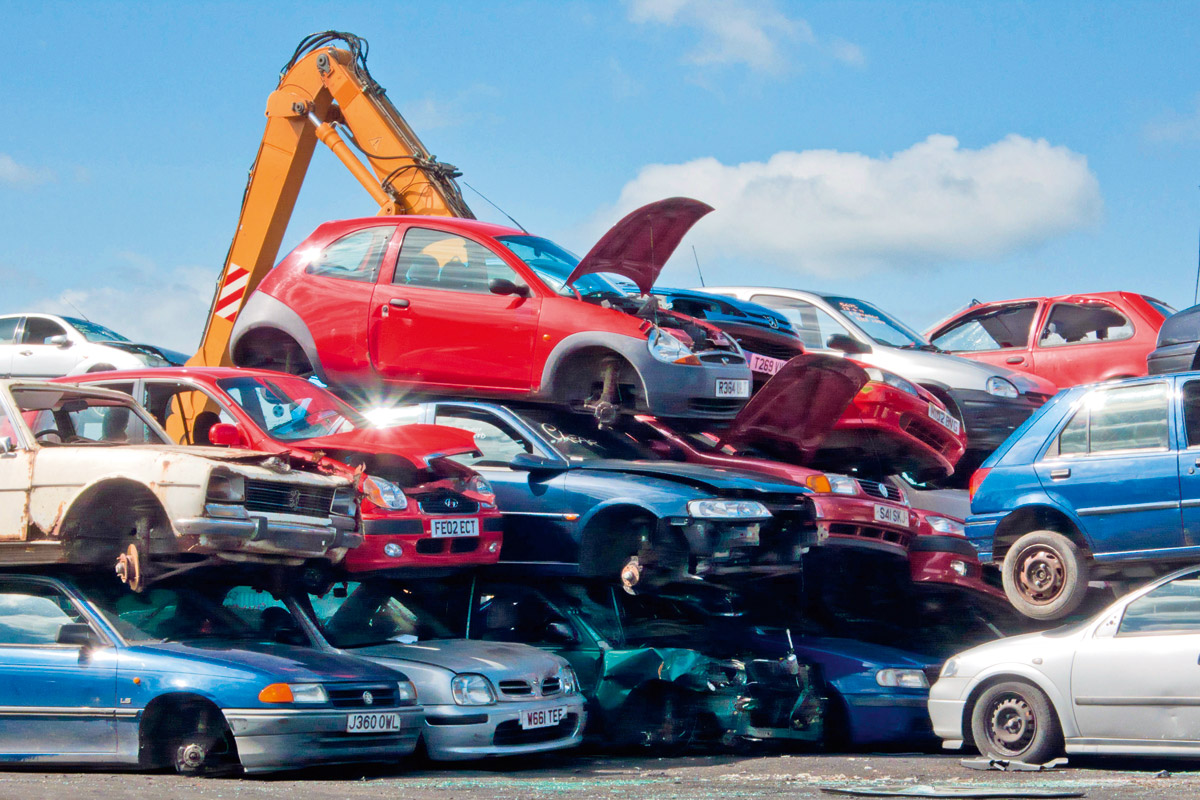 WHY CHOOSE US FOR YOUR VEHICLE SCRAPPING ?